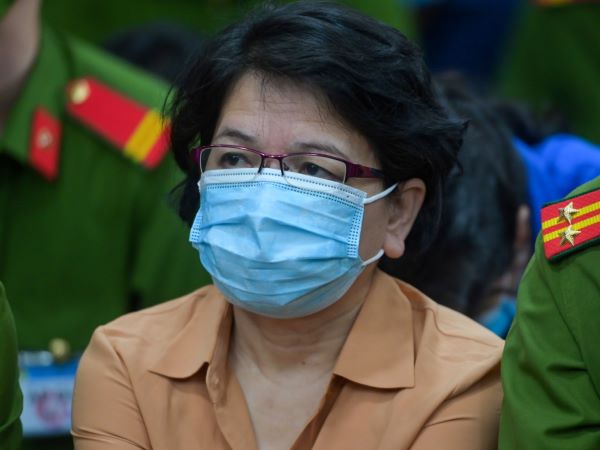 Tổng giám đốc nhờ cán bộ thanh tra 'đòi tiền' bà Trương Mỹ Lan giúp ngân hàng