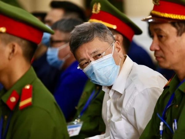 Ông Chu Lập Cơ thừa nhận sai, ký giấy tờ 'bằng niềm tin'