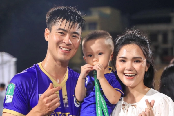 Top 5 cầu thủ đẹp trai nhất đội tuyển Việt Nam: Vị trí số 1 vừa điển trai lại còn giàu