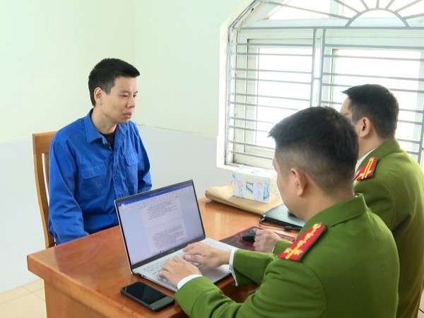 Thanh niên chuyên ghi hình CSGT làm nhiệm vụ để đe dọa, đòi tiền 'bồi dưỡng'
