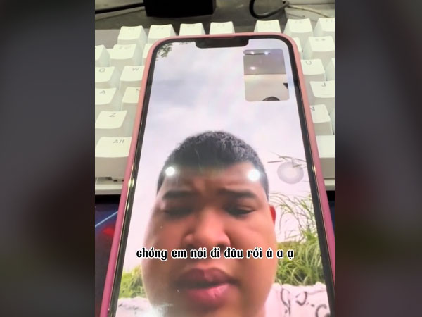 Đang nhậu thì nghe trai lạ đến hỏi thăm vợ, nam thanh niên hùng hổ tuyên bố: 'Thằng này có tiền nhưng mà vợ cầm hết thôi'