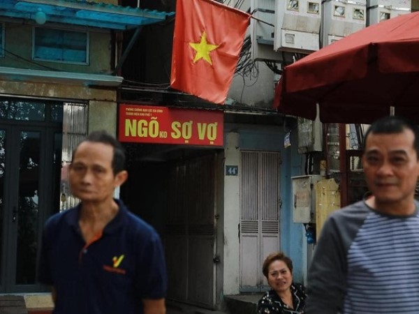 Phát hiện ngõ không sợ vợ giữa Hà Nội, dân tình khen 'toàn hảo hán', rần rần đòi chuyển hộ khẩu về