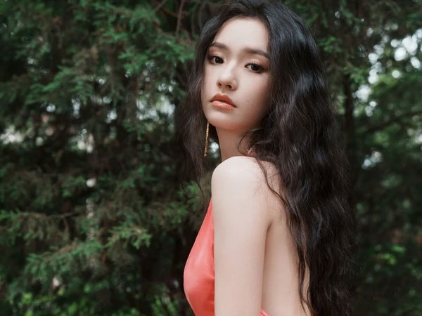 'Nàng thơ thị phi' từng được Châu Tinh Trì sủng ái: Quá khứ tai tiếng vì danh xưng 'kẻ thứ 3', chật vật mãi mới lấy lại được hình ảnh