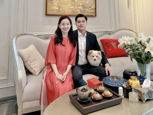 Ly Kute có bầu với chồng mới cưới, Khoai Tây chính thức 'lên chức' anh trai