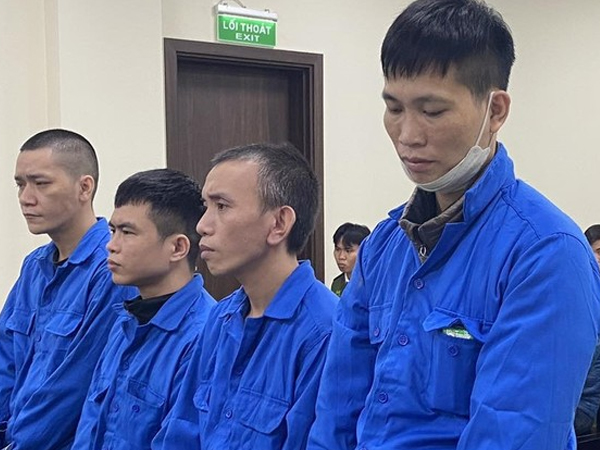 Lái xe chở bệnh nhân kiêm mua bán bộ phận cơ thể người