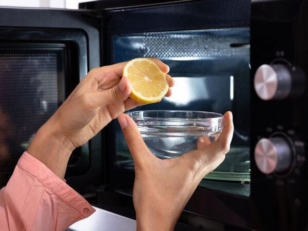 10 mẹo khi sử dụng lò vi sóng 'thần thánh' bạn không nên bỏ qua