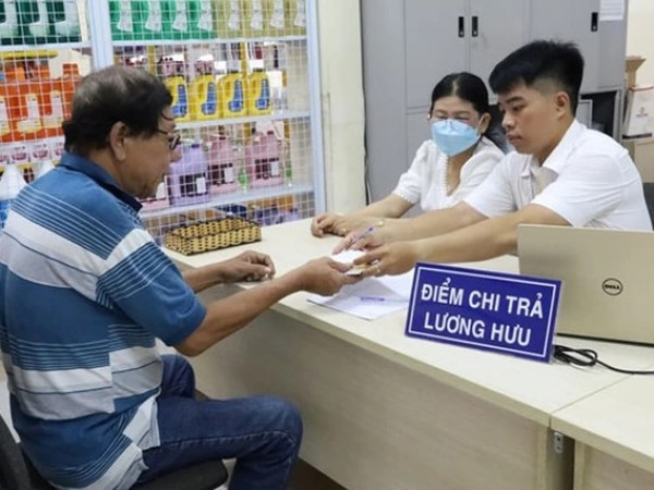 Bộ Tài chính phản hồi thế nào trước đề xuất tăng 15% lương hưu?