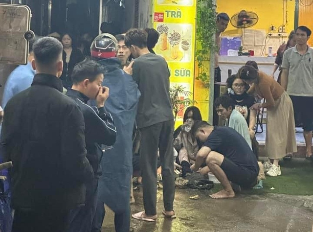 Cháy chung cư mini ở Triều Khúc, nhiều người thuê trọ hoảng loạn tháo chạy