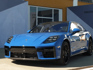 Xe Porsche Panamera 2024 có thể 'nhún nhảy' với tính năng mới thú vị