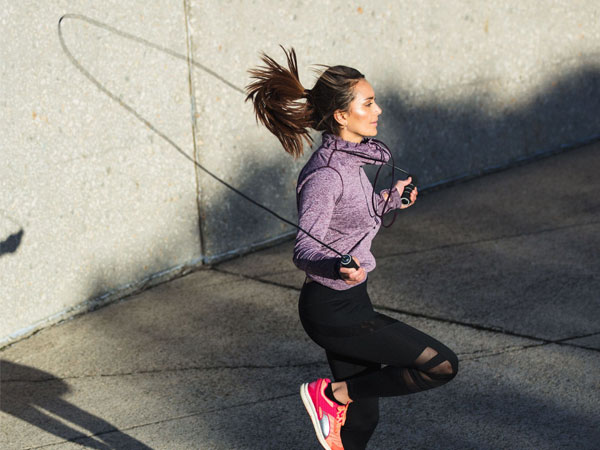 Bài cardio vui nhộn giúp giảm cân, tinh thần hưng phấn