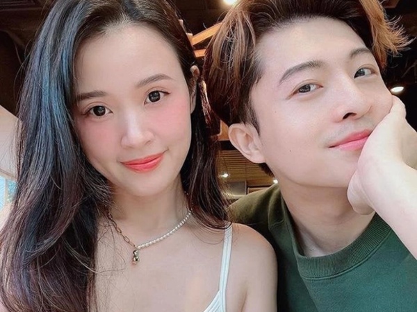 Midu bị soi hành động thân thiết với Harry Lu, thẳng thừng thái độ khi 1 sao nam ôm eo giữa sự kiện?