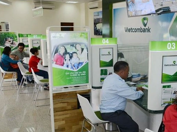 Vì sao vay ngân hàng trên 100 triệu đồng phải cung cấp thông tin người liên quan?