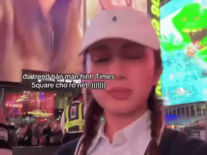 Thuê màn hình LED ở Times Square chiếu clip nhảy với bạn thân, gái xinh Việt tiết lộ mức giá 15s lên sóng