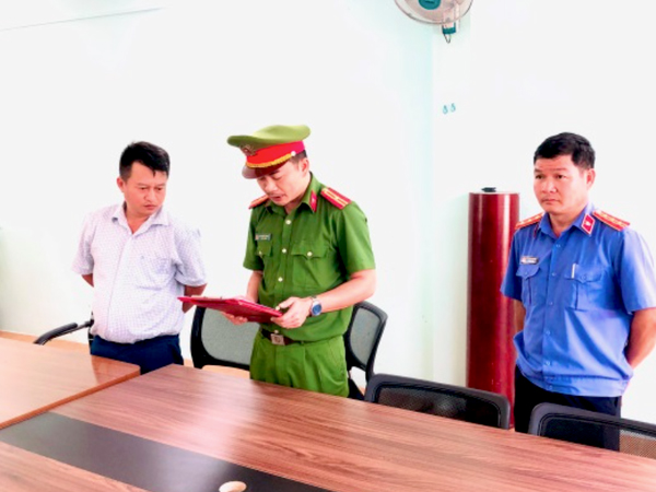 Bắt đối tượng lừa người dân tộc thiểu số sang tên đất rồi phân lô bán