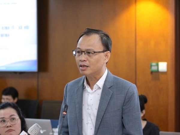 Eximbank 'lấy làm tiếc trước vụ thẻ tín dụng nợ 8,8 tỉ đồng'