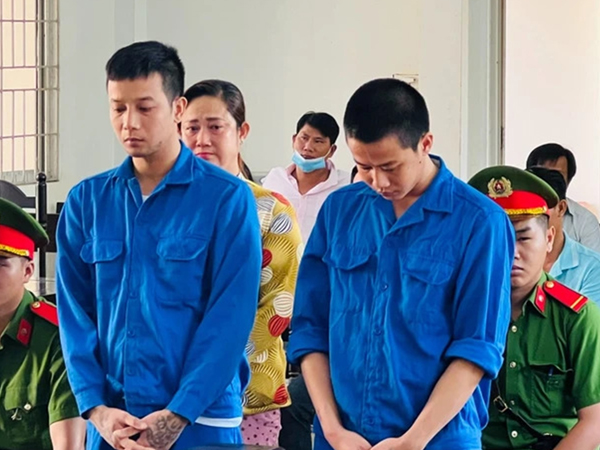 Chém chết kẻ cắp xe máy, 3 mẹ con cùng lãnh án tù