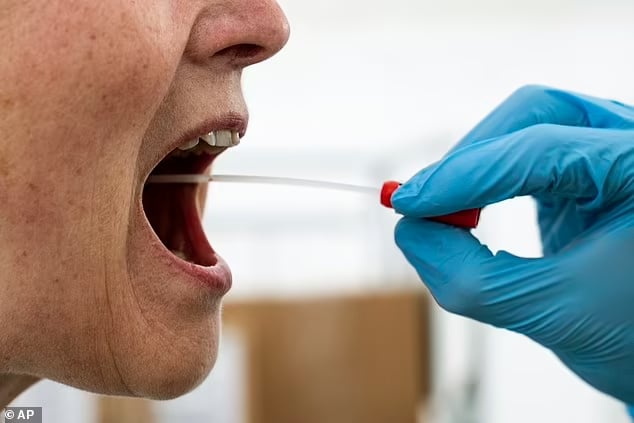 Không muốn chu cấp khoản tiền gần 20.000 bảng cho con, người đàn ông sử dụng DNA của chú ruột để xét nghiệm huyết thông