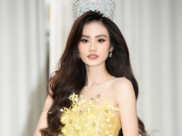 Huỳnh Trần Ý Nhi dự thi Hoa hậu Thế giới