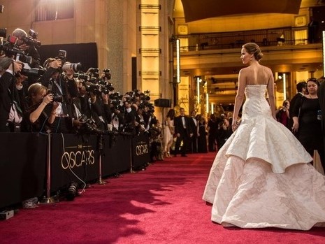 Những bộ trang phục sẽ về đâu khi thảm đỏ Oscar kết thúc?