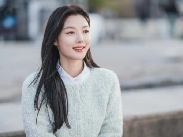 Rating Queen of Tears bất ngờ giảm mạnh, tất cả là vì bức ảnh nhạy cảm của Kim Sae Ron - Kim Soo Hyun?