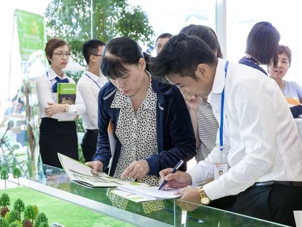 Chung cư ở Hà Nội sốt giá, giao dịch có nhộn nhịp như 'lời đồn'?