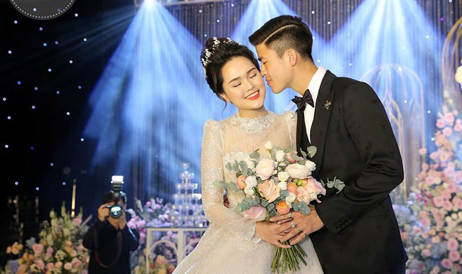 Ái nữ nhà chủ tịch lấy anh cầu thủ đẹp trai, chiều vợ, chiếc túi 'đựng bỉm' của con sương sương nửa tỷ