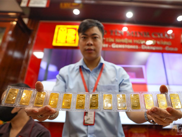 Xóa độc quyền vàng miếng, giá vàng SJC sẽ lập tức giảm mạnh