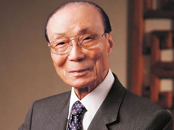 Chuyện lạ có thật: 'Vua giải trí châu Á' qua đời năm 2014, hưởng thọ 107 tuổi, có 4 người con nhưng không ai muốn thừa kế gia tài 68.000 tỷ và CÁI TÊN LẠ trong bản di chúc