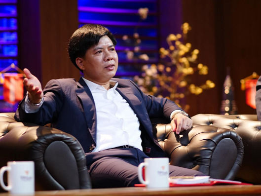 'Shark' Thủy chưa tốt nghiệp đại học