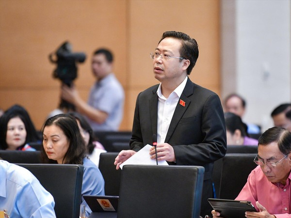 Cấm tuyệt đối nồng độ cồn khi lái xe: Vẫn gây nhiều tranh luận