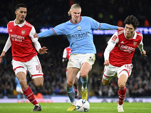 Nhận định Man City vs Arsenal: Đại chiến tranh ngôi bá vương