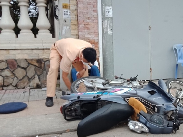 Có nên bỏ quy định bắt buộc mua bảo hiểm xe máy?