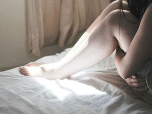Điều tra nghi án cha dượng nhiều lần hiếp dâm con gái riêng của vợ