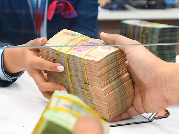 4 ngân hàng lớn đồng loạt tăng lãi suất, cuộc đua hút tiền bắt đầu?