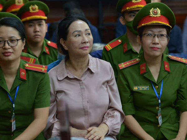 Bị ép làm sai, nhiều thuộc cấp của bị cáo Trương Mỹ Lan quyết liệt chống đối
