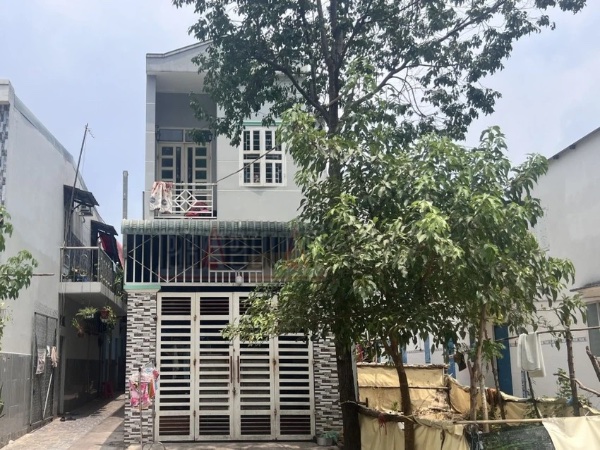 Điều tra vụ bé trai 8 tháng tuổi nghi bị đánh dẫn tới tử vong tại cơ sở giữ trẻ tự phát
