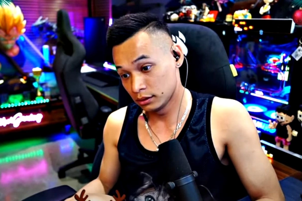 Ai đứng sau việc kênh YouTube gần 8 triệu lượt subs của Độ Mixi bất ngờ bị hack?