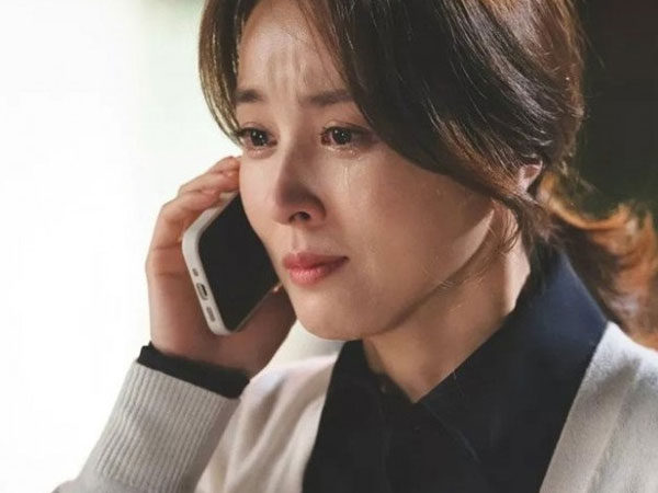 Ghét em trai chồng tới ăn chực, tôi giả vờ đi chợ rồi choáng váng khi nhận cuộc gọi của chồng