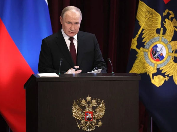 Ông Putin cảnh báo âm mưu báo thù cho Hitler, khẳng định 'Nga không phải mắt xích yếu'