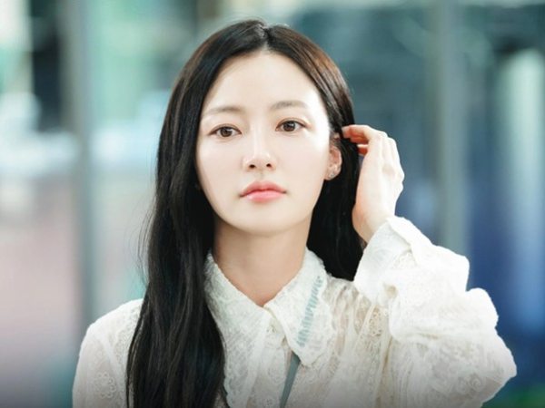 'Tiểu tam' Marry My Husband dính phốt mới sau vụ bạo lực học đường, có hành động đáng trách ngay tại Việt Nam