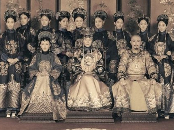 Vì sao sau thời Càn Long, khả năng sinh người nối dõi của các hoàng đế nhà Thanh đều suy giảm, thậm chí 3 vị vua cuối cùng đều tuyệt tự?