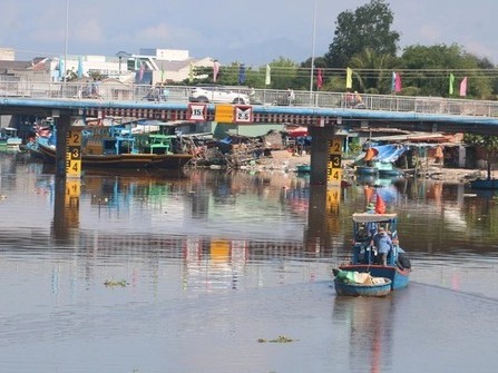 Gia đình bất ngờ khi hay tin con trai xin khai thác 'kho báu 3 tấn vàng'