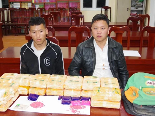 Chuyển 120.000 viên ma túy cho người lạ lấy 11 triệu đồng tiền công
