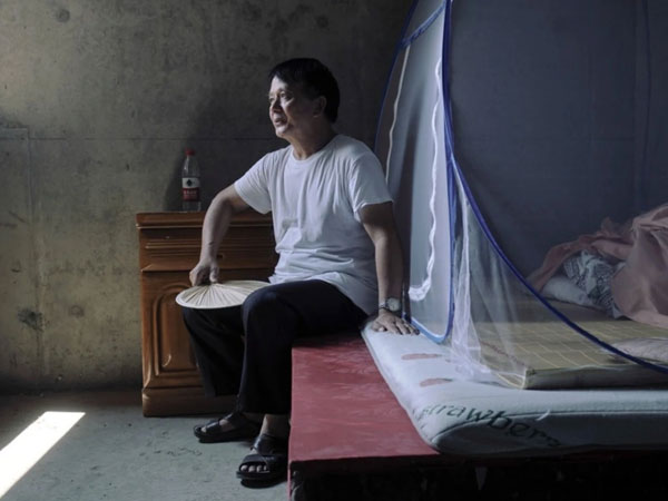 'Hàng xóm của tôi không phải người sống': Người đàn ông sợ hãi phát hiện nhiều gia đình thành phố chọn mua nhà chung cư để làm nơi lưu trữ tro cốt người thân
