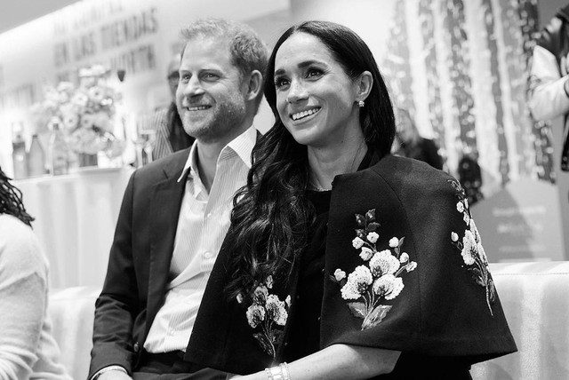Meghan xuất hiện cùng chồng với diện mạo sang trọng và tinh tế trước thềm ra mắt thương hiệu riêng