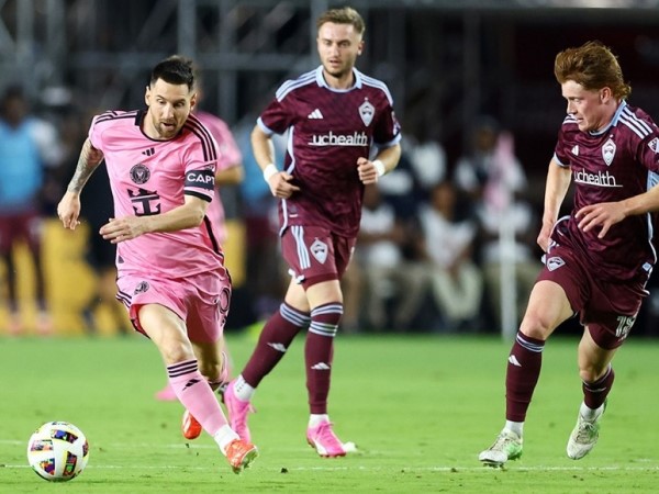 Messi tái xuất và ghi bàn, Inter Miami vẫn đánh rơi chiến thắng