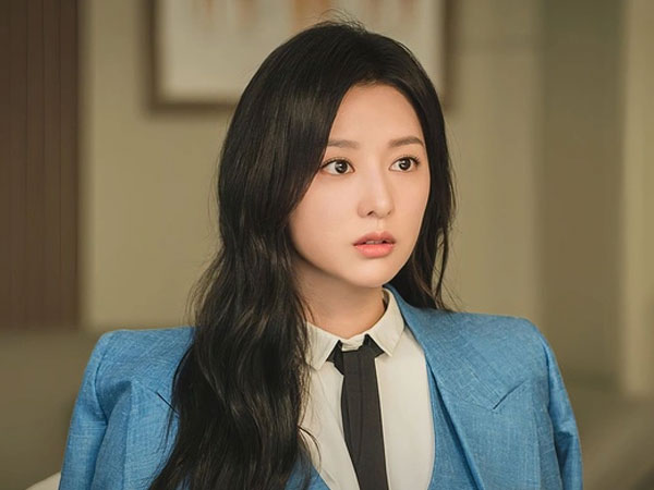 Kim Ji Won trượt đề cử Baeksang 2024, netizen chia phe tranh cãi