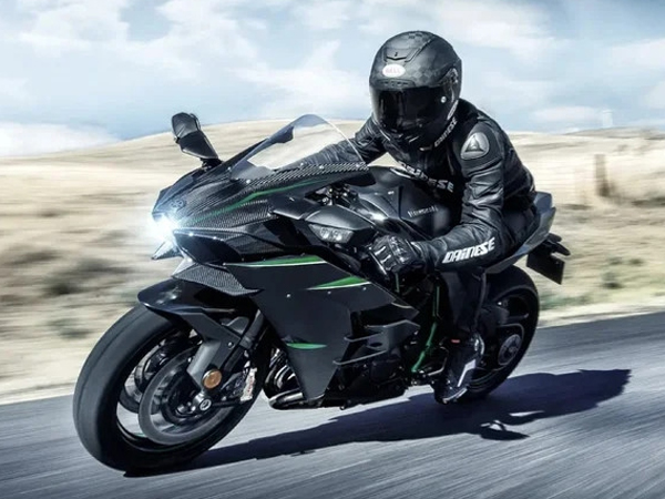 5 mẫu mô tô nhanh nhất của Kawasaki