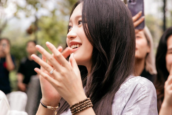 Cái khó của Doãn Hải My khi đi dự đám cưới Chu Thanh Huyền, 'vượt ải' thành công ghi 10 điểm tinh tế!