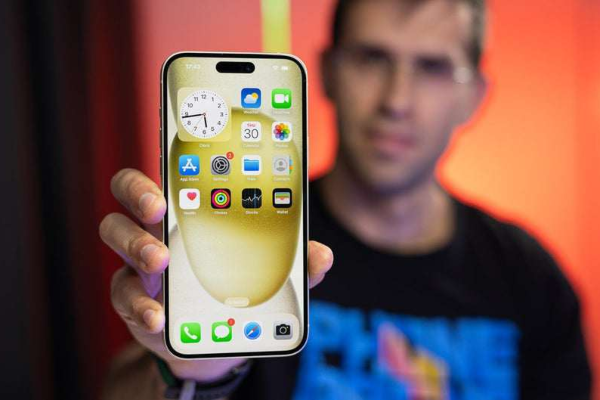 iPhone 16 Plus có viên pin nhỏ hơn bản tiền nhiệm, iFan có đáng lo?